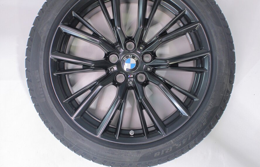 BMW BMW 2 er 3 er 4 er G20 G21 G22 G42 796M 18 Zoll Felgen Pirelli Runflat Winterkompletträder Neu Original