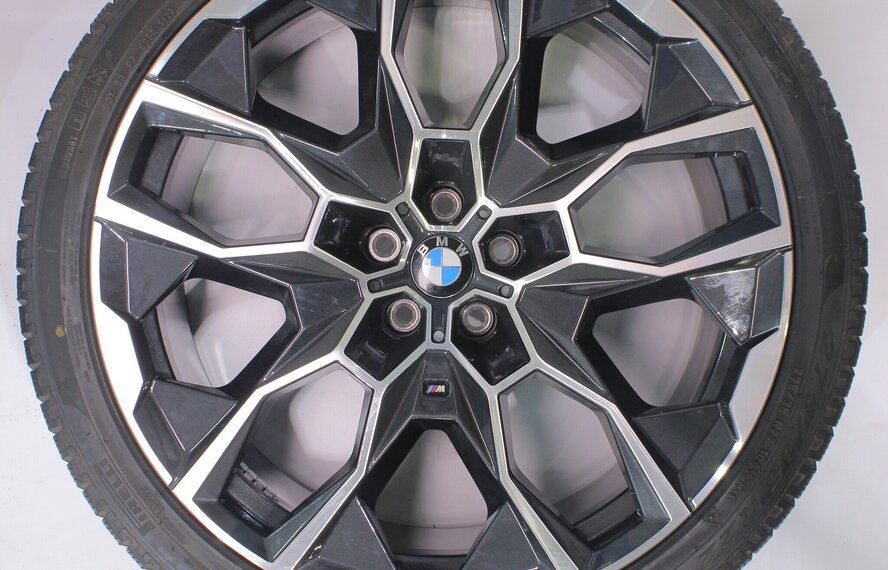 BMW BMW X5 G05 X6 G06 913M 22 Zoll Felgen Pirelli Winterkompletträder Original