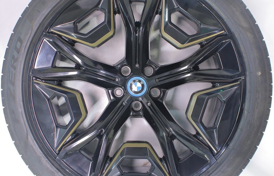 BMW BMW iX i20 1020 22 Zoll Felgen Pirelli Sommerkompletträder Original