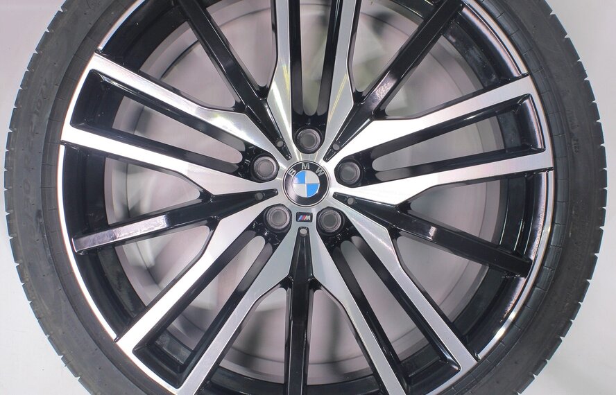 BMW BMW X5 G05 X6 G06 742M 22 Zoll Felgen Pirelli Sommerkompletträder Original