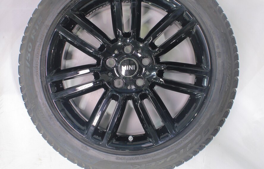 Mini Mini Countryman F60 532 18 Zoll Felgen Pirelli Runflat Winterkompletträder Original