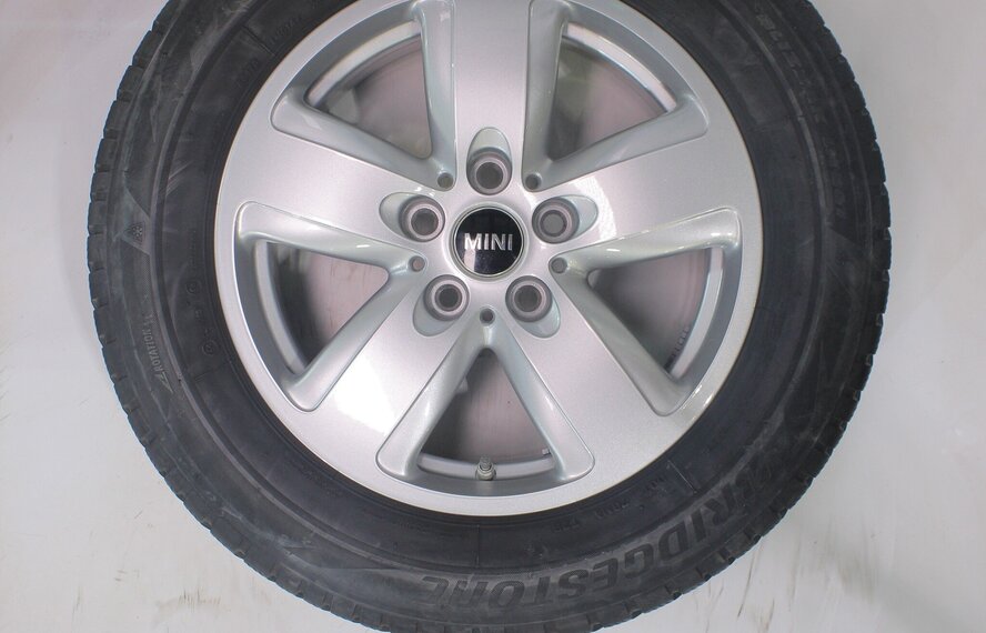 Mini Mini Countryman F60 517 16 Zoll Felgen Bridgestone Winterkompletträder Original
