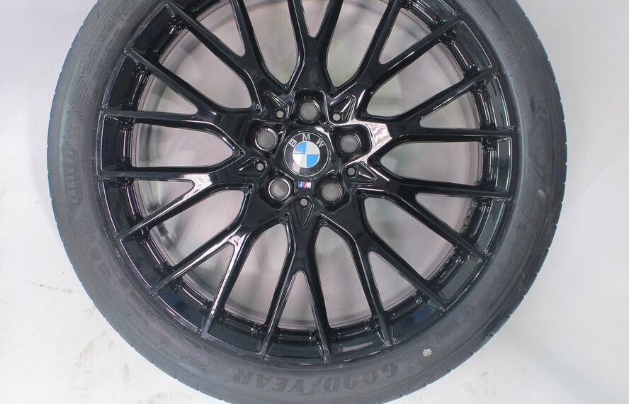 BMW BMW 1 er 2 er F70 F74 1085M 19 Zoll Felgen Goodyear Sommerkompletträder Original