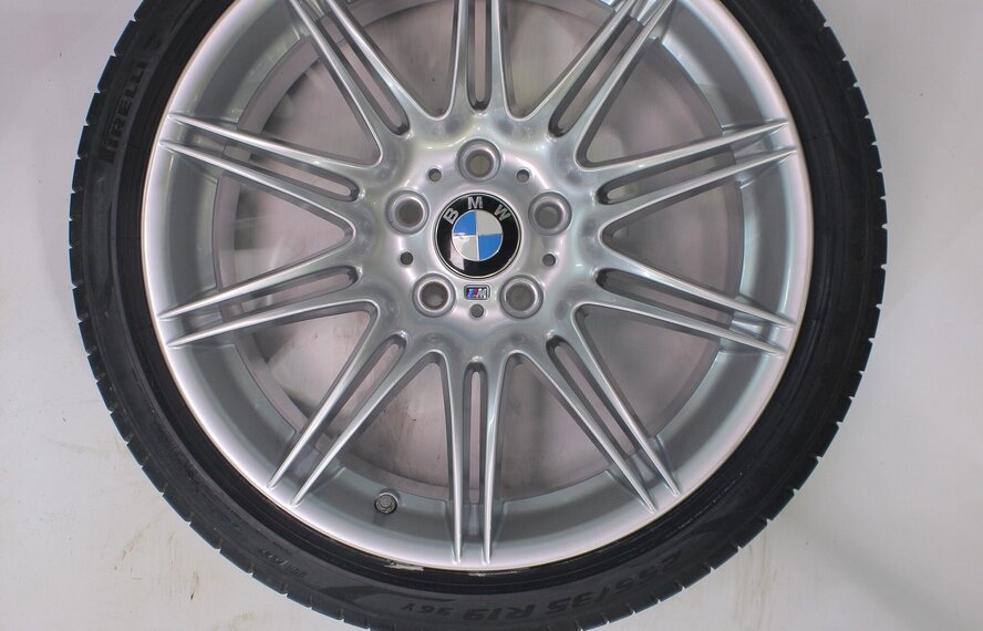 BMW BMW 3 er E90 E91 E92 E93 225M 19 Zoll Felgen Pirelli Runflat Sommerkompletträder Original