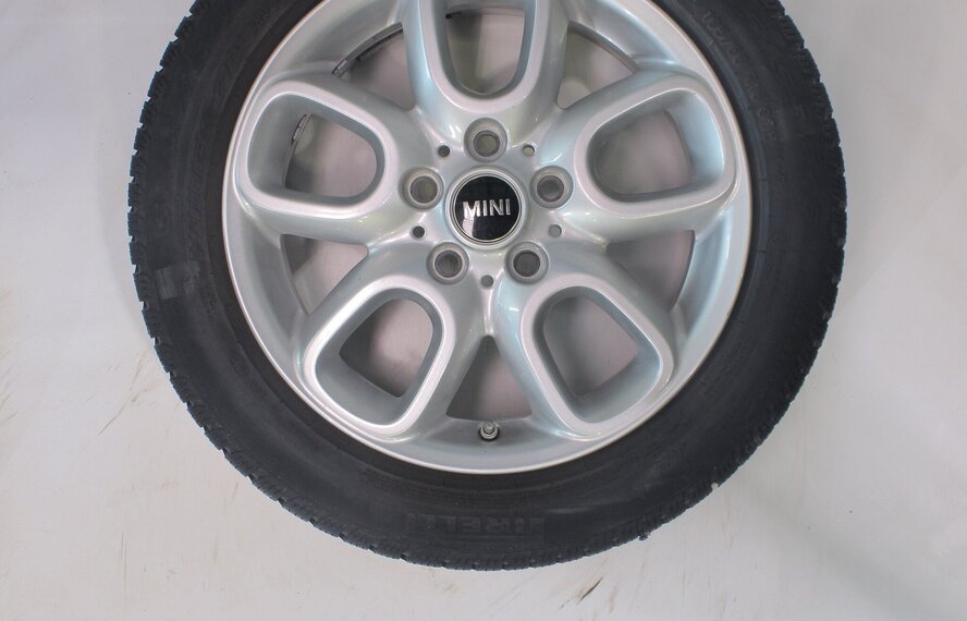 Mini Mini Cooper / S / One / Cabrio F55 F56 F57 494 16 Zoll Felgen Pirelli Runflat Winterkompletträder Original