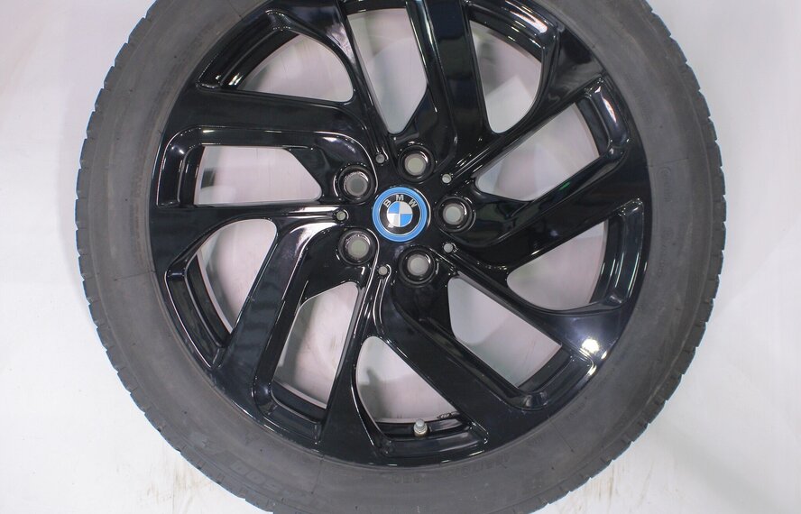 BMW BMW i3s 428 19 Zoll Felgen Bridgestone Winterkompletträder Original