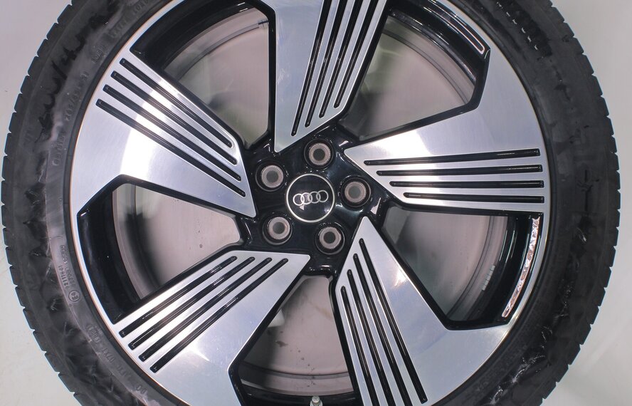 Audi Audi e-tron GE Q8 e-tron 21 Zoll Felgen Continental Sommerkompletträder Original