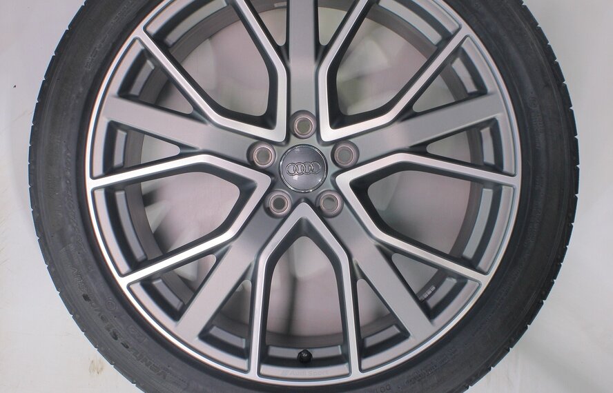 Audi Audi Q3 SQ3 F3B 20 Zoll Felgen Hankook Sommerkompletträder Original