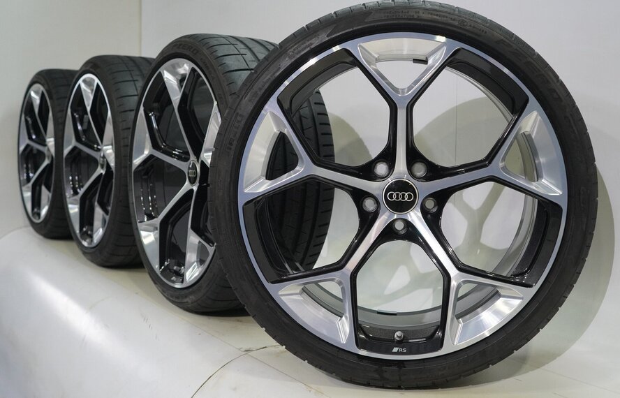 Audi Audi RS4 RS5 B9 20 Zoll Felgen Pirelli Sommerkompletträder Original