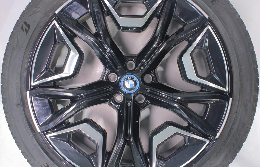 BMW BMW iX i20 1020 22 Zoll Felgen Bridgestone Winterkompletträder Original