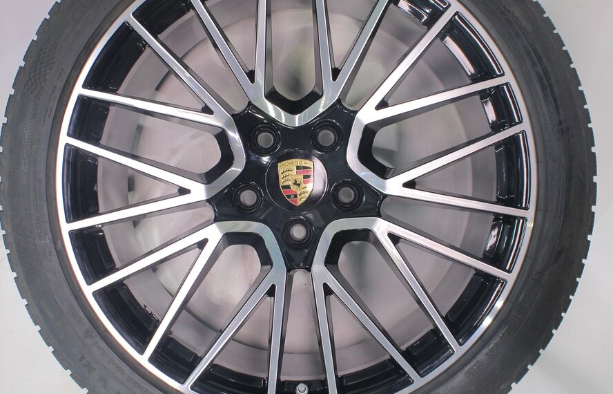 Porsche Porsche Cayenne E3 21 Zoll Felgen Continental Winterkompletträder Original