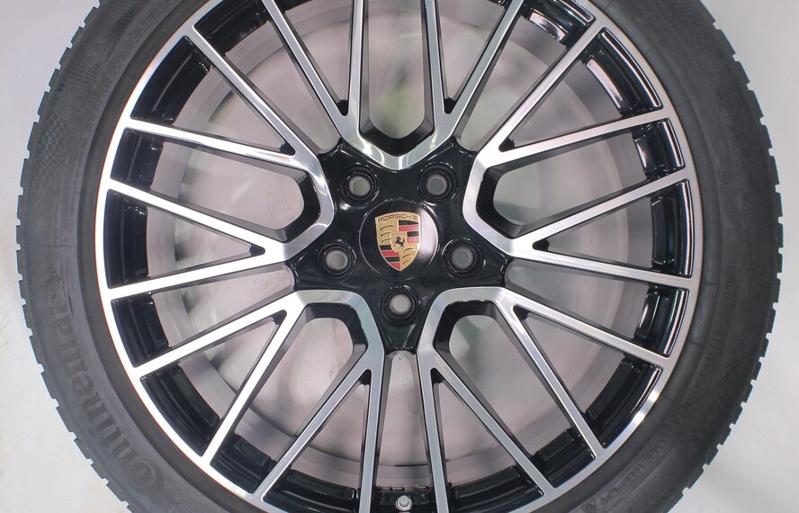 Porsche Porsche Cayenne E3 21 Zoll Felgen Continental Winterkompletträder Original