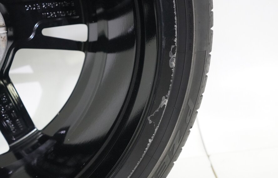 Audi Audi A3 S3 8Y 8V 18 Zoll Felgen Pirelli Sommerkompletträder Original