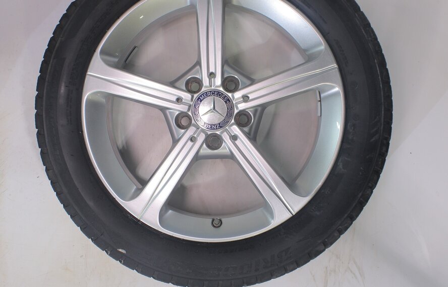 Mercedes Mercedes A B CLA Klasse W177 C118 W247 17 Zoll Felgen Bridgestone Winterkompletträder Original