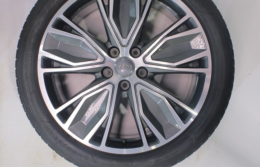 Audi Audi A5 S5 B10 19 Zoll Felgen Goodyear Winterkompletträder Original