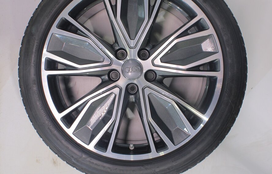 Audi Audi A5 S5 B10 19 Zoll Felgen Goodyear Winterkompletträder Original