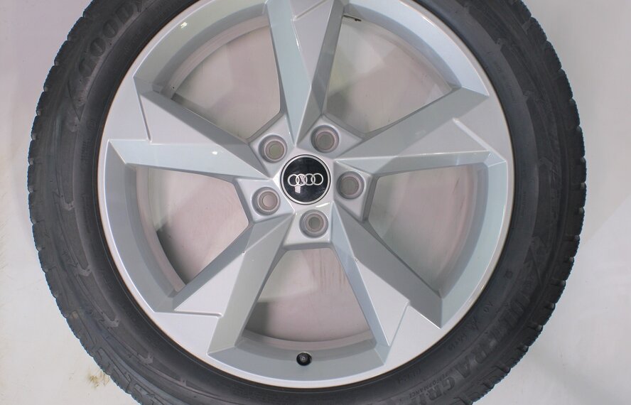 Audi Audi Q3 SQ3 F3B 19 Zoll Felgen Goodyear Winterkompletträder Original