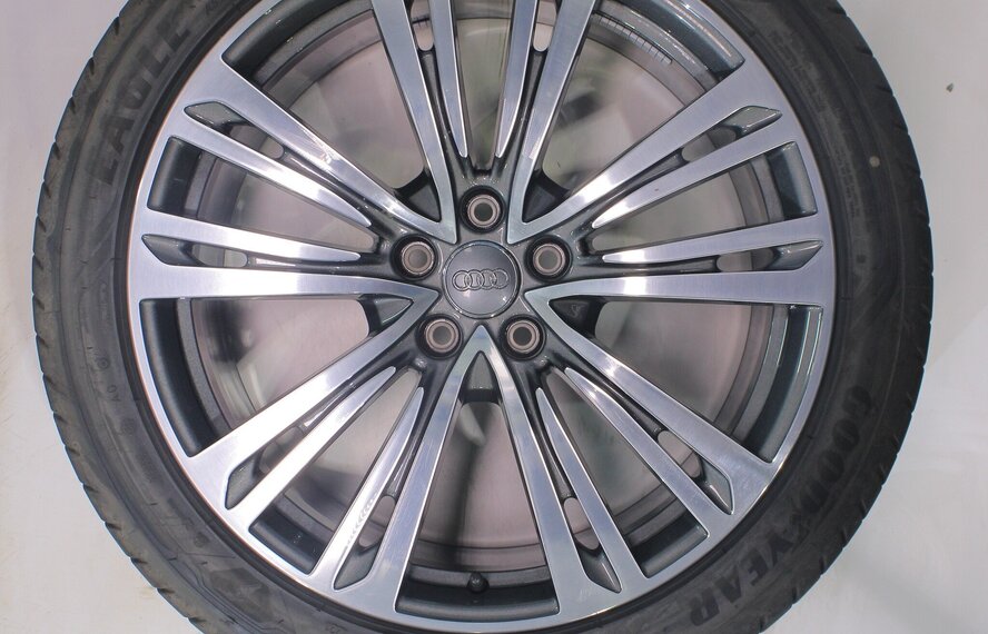 Audi Audi A8 4N 20 Zoll Felgen Goodyear Sommerkompletträder Original