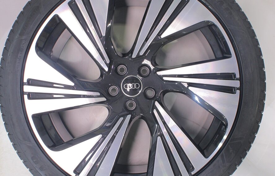 Audi Audi e-tron GE Q8 e-tron 22 Zoll Felgen Goodyear All-Season (4 Jahreszeiten) Neu Original