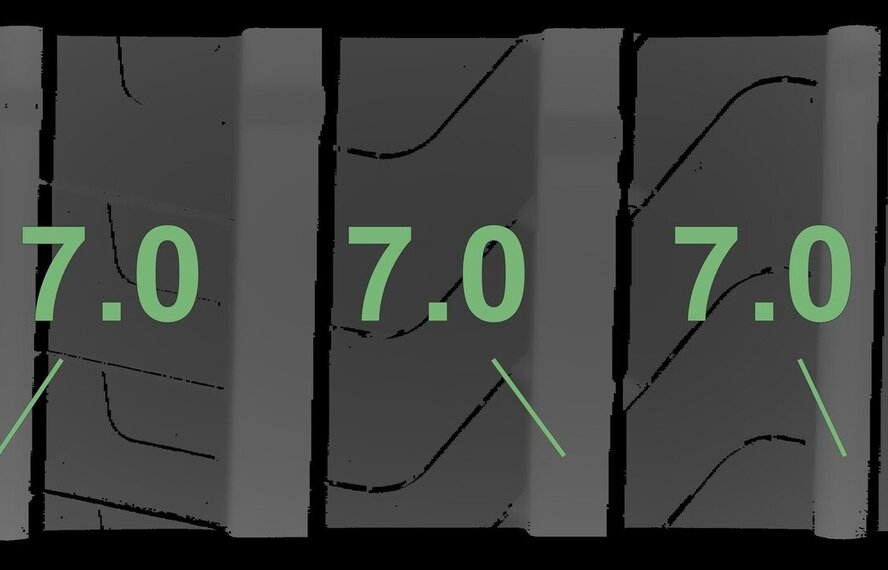 Porsche Porsche Taycan 4S S Turbo 20 Zoll Felgen Pirelli Sommerkompletträder Neu Original