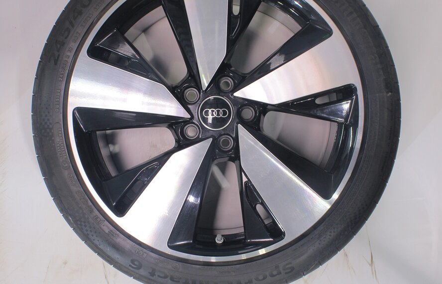 Audi Audi A5 S5 B10 19 Zoll Felgen Continental Sommerkompletträder Original