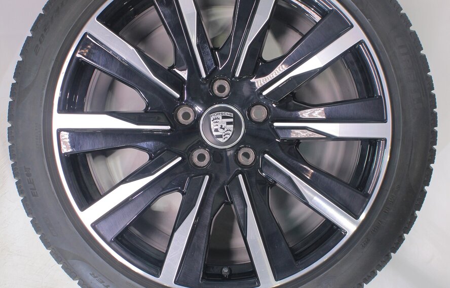 Porsche Porsche Taycan 4S S Turbo 20 Zoll Felgen Pirelli Winterkompletträder Original