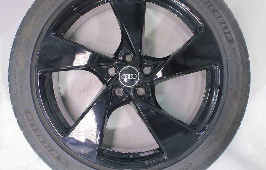 Audi Audi Q5 8MA 20 Zoll Felgen Michelin Sommerkompletträder Original