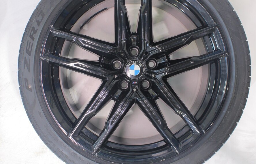 BMW BMW M8 F91 F92 F93 810M 20 Zoll Felgen Pirelli Sommerkompletträder Original
