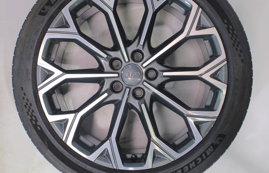 Audi Audi A6 C9 20 Zoll Felgen Michelin Sommerkompletträder Original