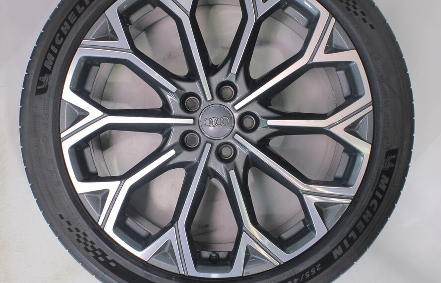 Audi Audi A6 C9 20 Zoll Felgen Michelin Sommerkompletträder Original