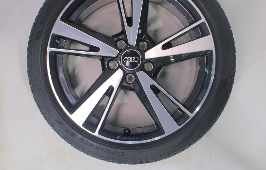 Audi Audi A3 S3 8Y 8V 18 Zoll Felgen Pirelli Sommerkompletträder Original