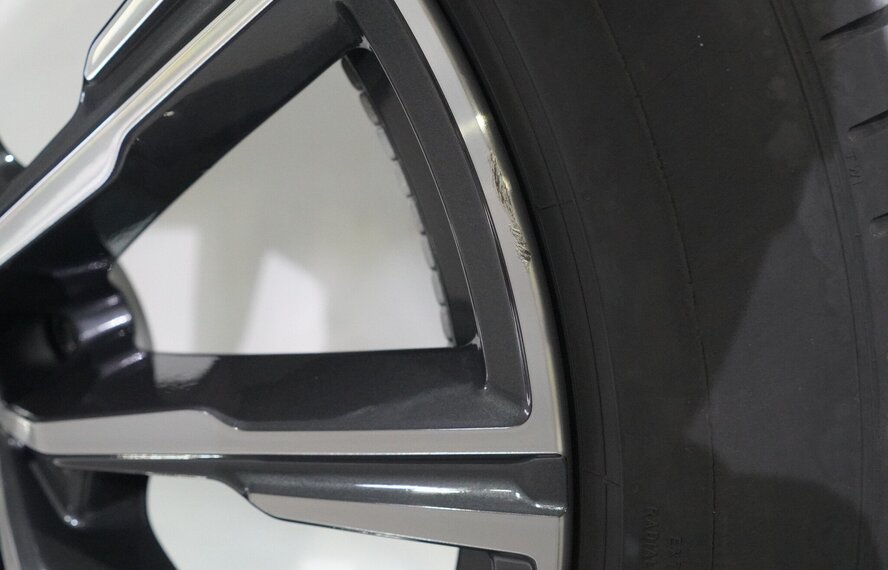 BMW BMW X5 G05 X6 G06 740M 20 Zoll Felgen Pirelli Runflat Sommerkompletträder Original