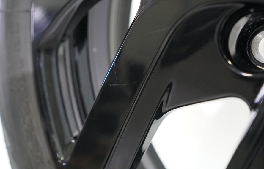 BMW BMW i3s 428 19 Zoll Felgen Bridgestone Winterkompletträder Original