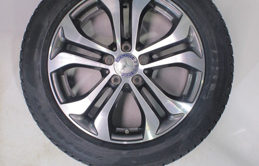 Mercedes Mercedes V-Klasse W447 17 Zoll Felgen Pirelli Winterkompletträder Neu Original