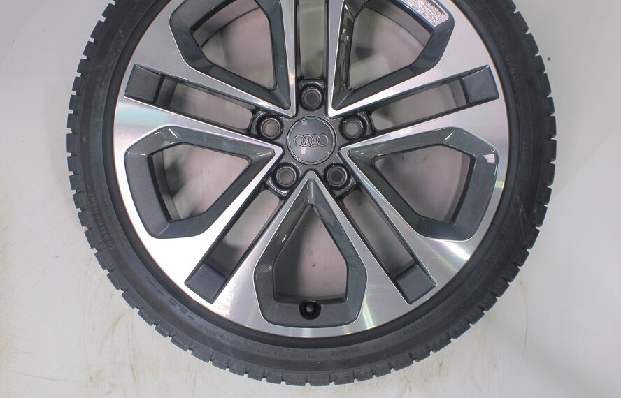 Audi Audi A3 S3 8Y 8V S-line 18 Zoll Felgen Continental Winterkompletträder Original