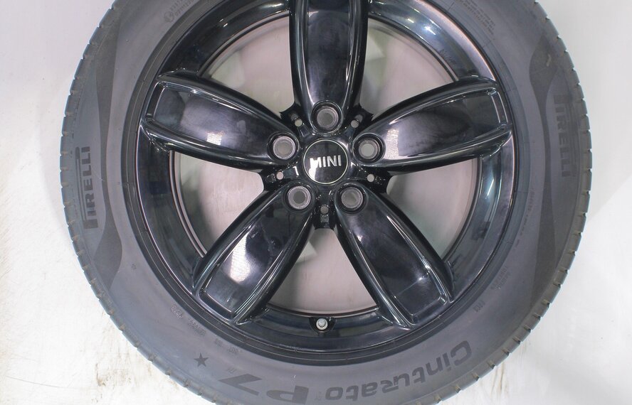 Mini Mini Countryman F60 531 17 Zoll Felgen Pirelli Sommerkompletträder Original