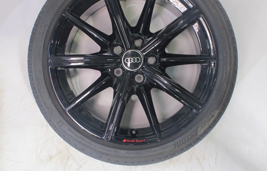 Audi Audi A3 S3 8Y 8V 18 Zoll Felgen Bridgestone Sommerkompletträder Original
