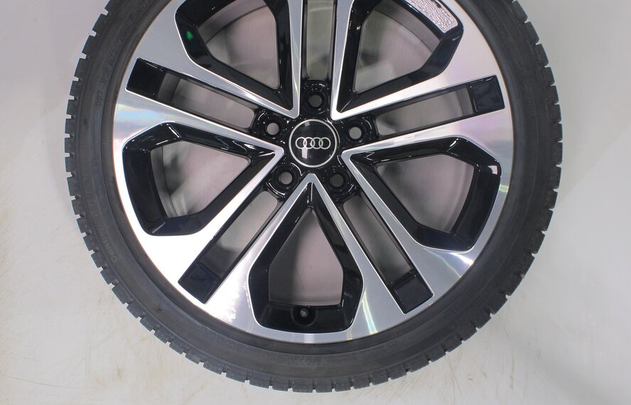 Audi Audi A3 S3 8Y 8V S-line 18 Zoll Felgen Continental Winterkompletträder Original