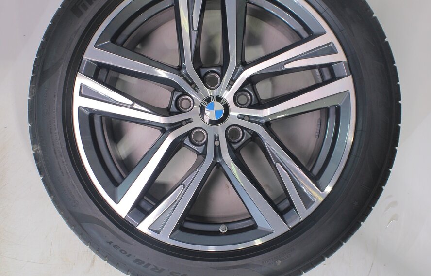 BMW BMW i4 G26 Gran Coupé 853 18 Zoll Felgen Pirelli Sommerkompletträder Original