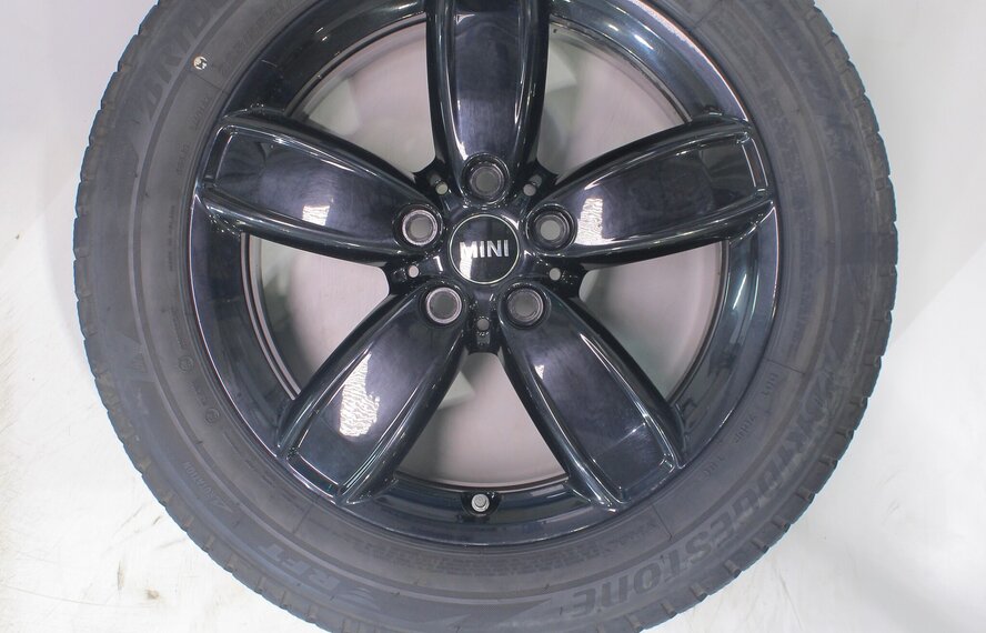 Mini Mini Countryman F60 531 17 Zoll Felgen Bridgestone Runflat Winterkompletträder Original