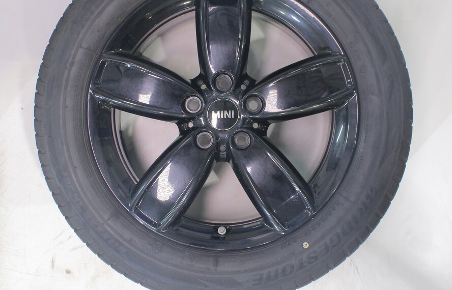 Mini Mini Countryman F60 531 17 Zoll Felgen Bridgestone Runflat Winterkompletträder Original
