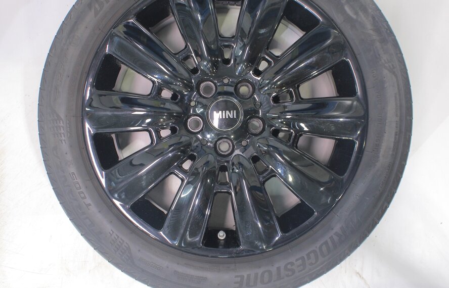 Mini Mini Countryman F60 533 18 Zoll Felgen Bridgestone Runflat Sommerkompletträder Original