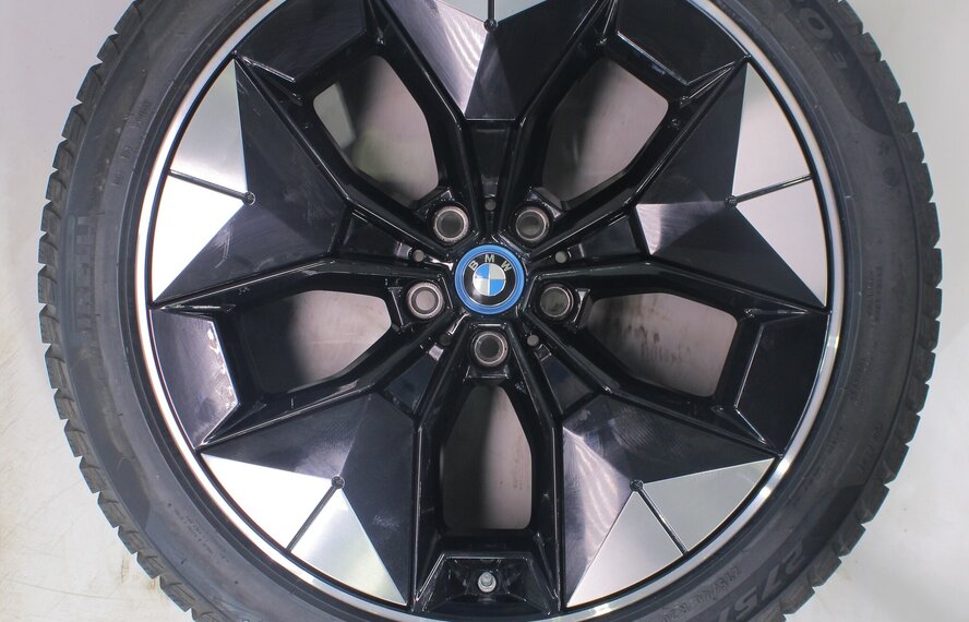 BMW BMW iX3 G08 843 20 Zoll Felgen Pirelli Runflat Winterkompletträder Original