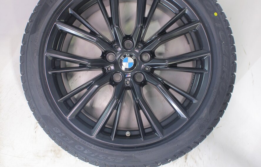 BMW BMW 2 er 3 er 4 er G20 G21 G22 G42 796M 18 Zoll Felgen Pirelli Runflat Winterkompletträder Neu Original
