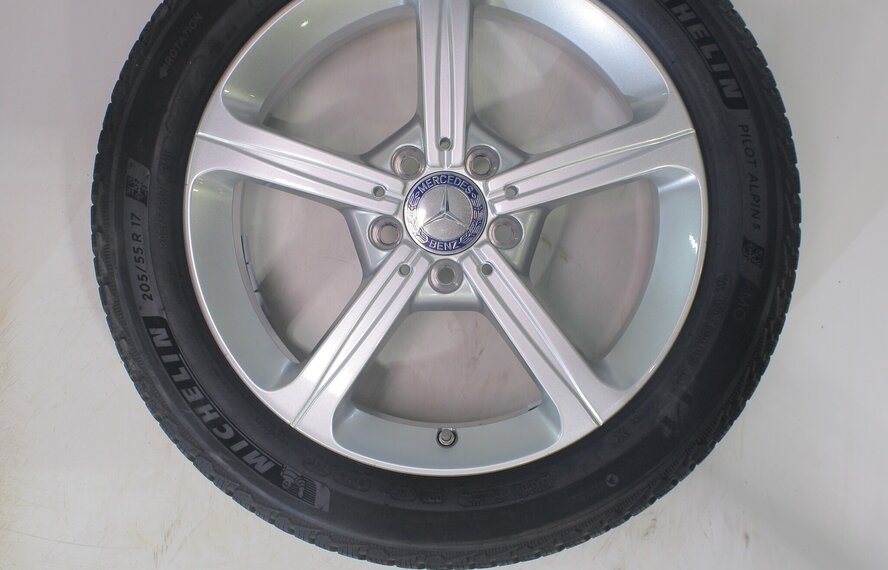 Mercedes Mercedes A B CLA Klasse W177 C118 W247 17 Zoll Felgen Michelin Winterkompletträder Original