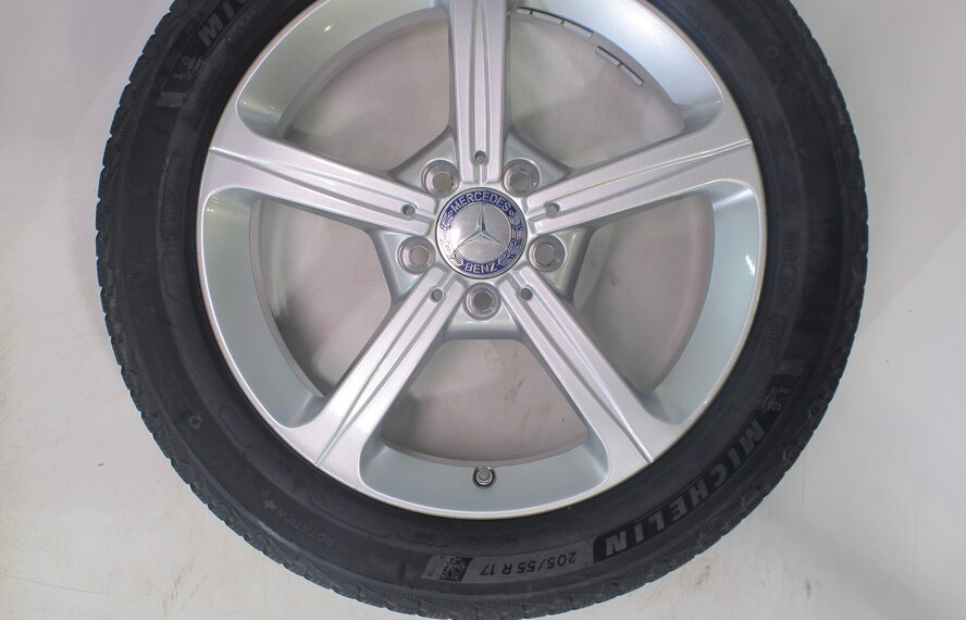 Mercedes Mercedes A B CLA Klasse W177 C118 W247 17 Zoll Felgen Michelin Winterkompletträder Original