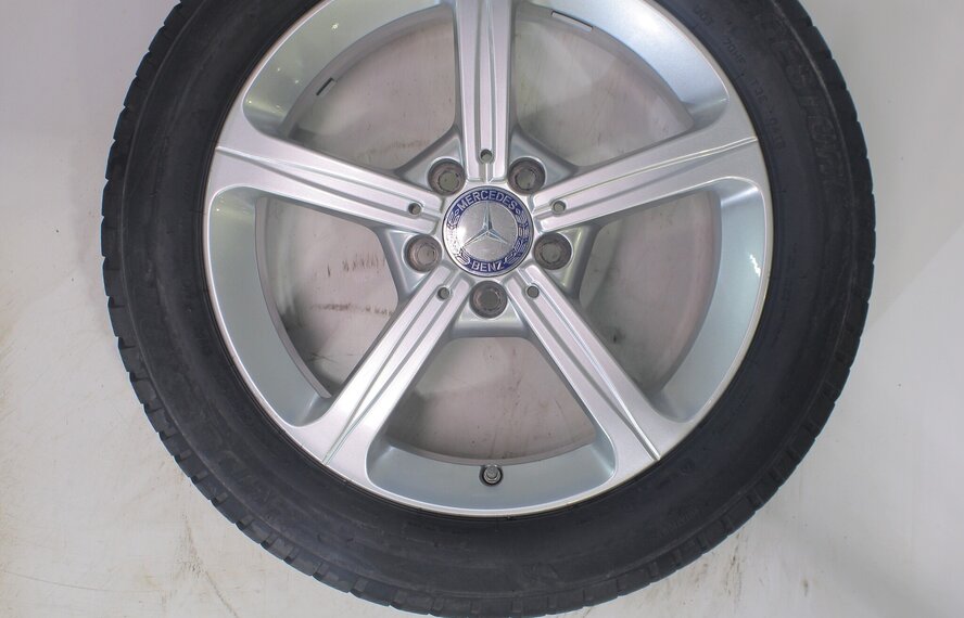 Mercedes Mercedes A B CLA Klasse W177 C118 W247 17 Zoll Felgen Bridgestone Winterkompletträder Original