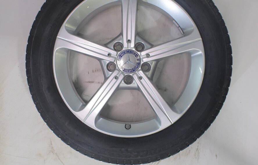 Mercedes Mercedes A B CLA Klasse W177 C118 W247 17 Zoll Felgen Bridgestone Winterkompletträder Original