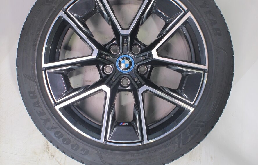 BMW BMW 4 er i4 G26 858M 18 Zoll Felgen Goodyear Winterkompletträder Original