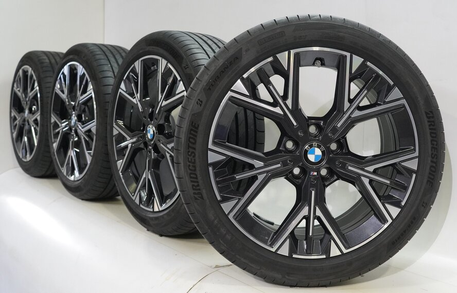 BMW BMW 1er 2er F70 F74 975M 18 Zoll Felgen Bridgestone Sommerkompletträder Original